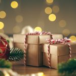 Christmas-Tips - Christmas gifts with ornaments